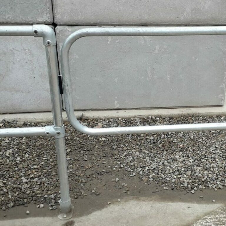 Ezi Klamp Self-Closing Gate