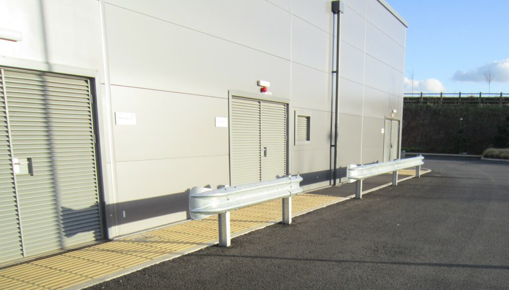 A complete guide to industrial perimeter protection | Ezi Klamp Systems
