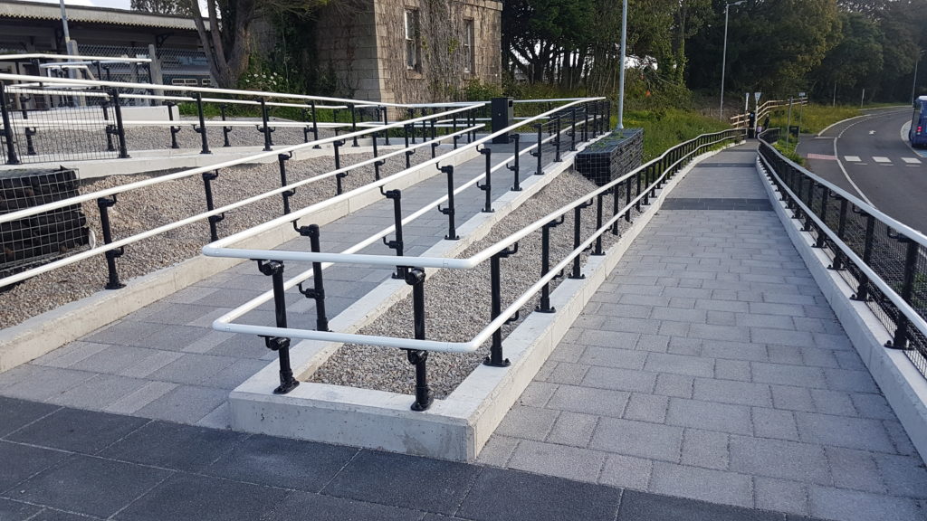Your guide to DDA compliant handrail systems | Ezi Klamp Systems