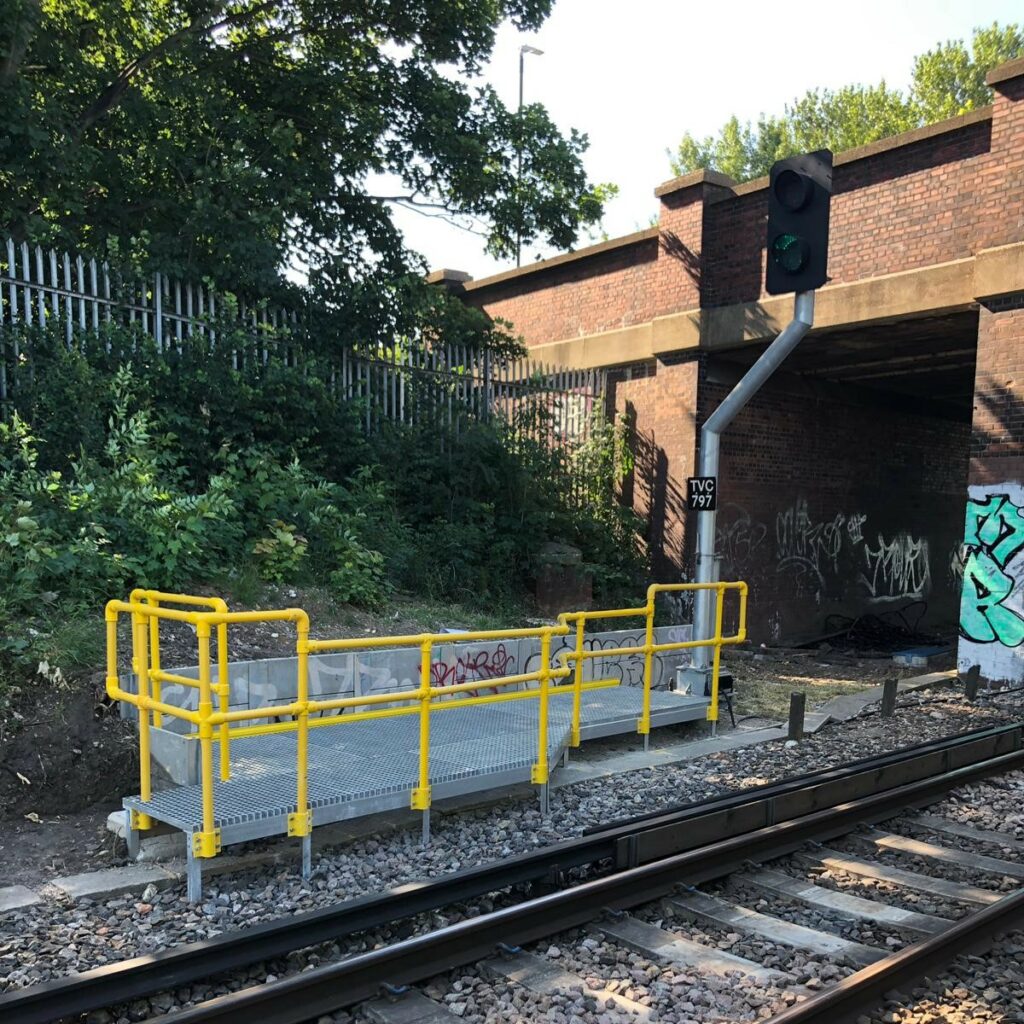 Why choose GRP platforms for coastal & marine infrastructure? | Ezi Klamp Systems