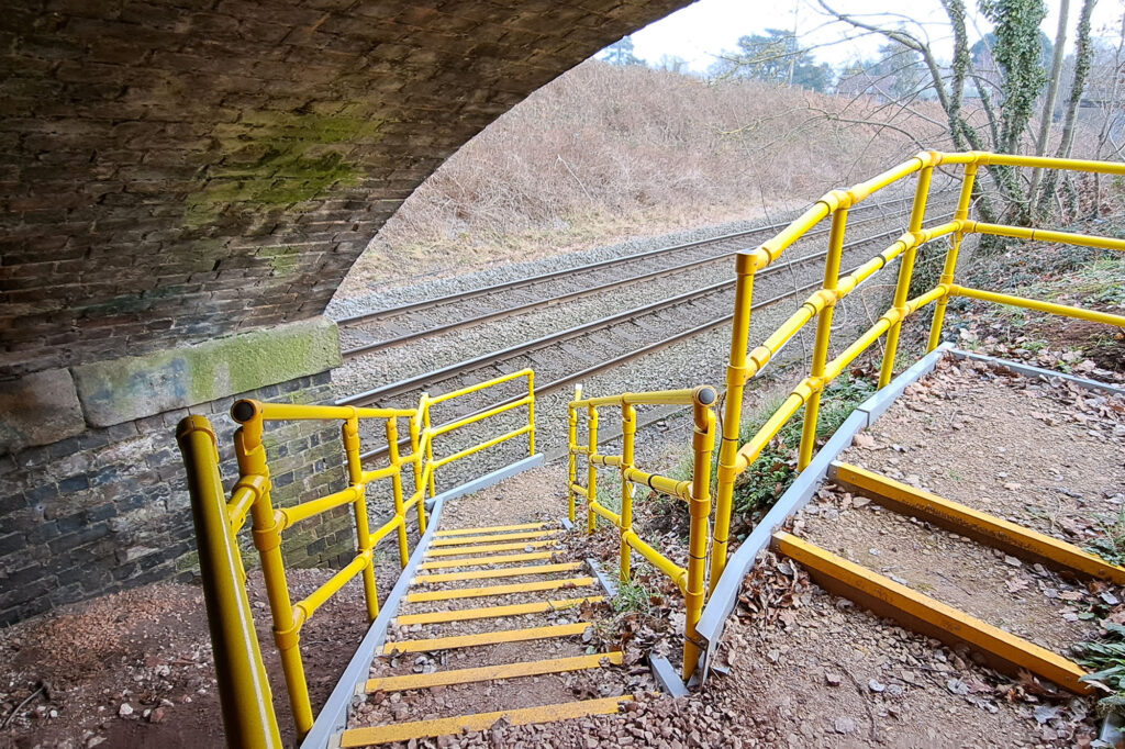 Rectory Road - Ezi Access Steps | Ezi Klamp Systems