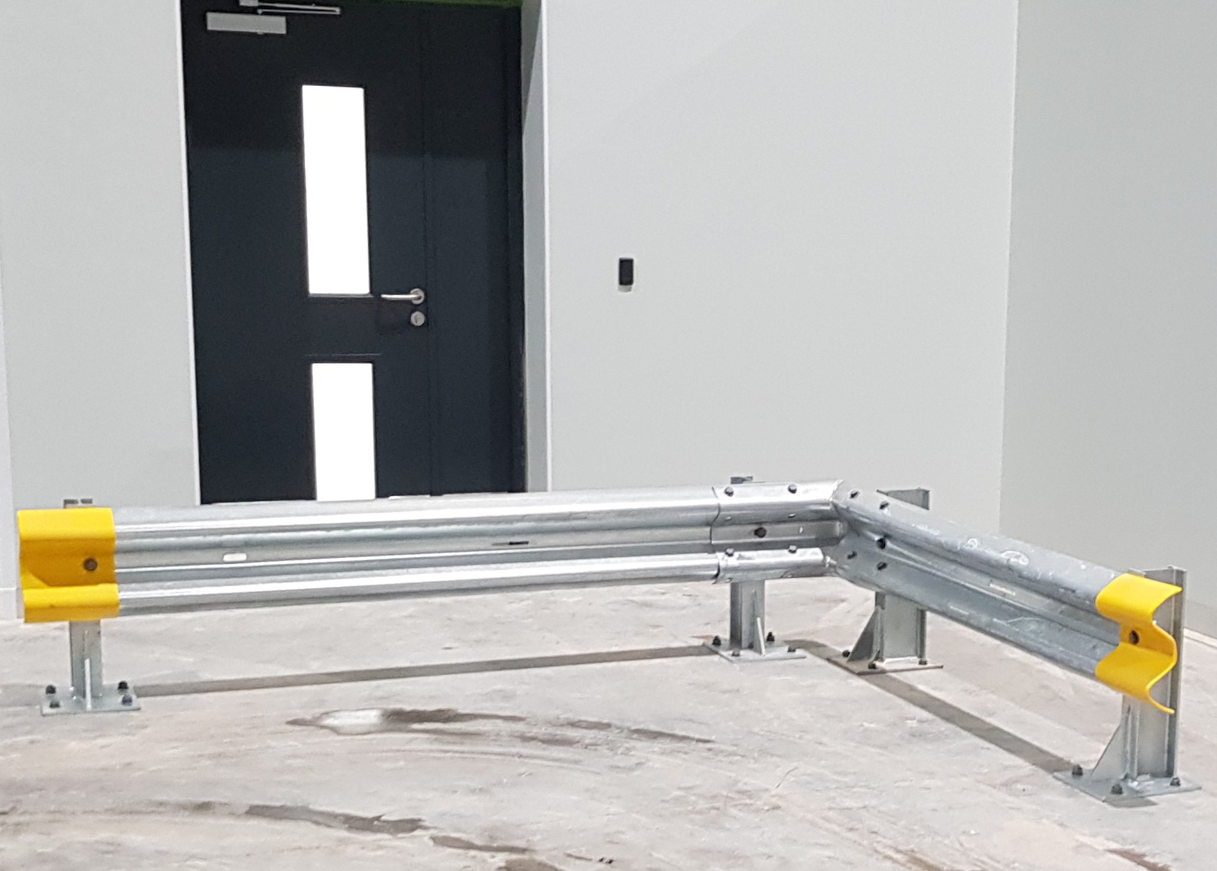 A guide to Armco crash barriers | Ezi Klamp Systems