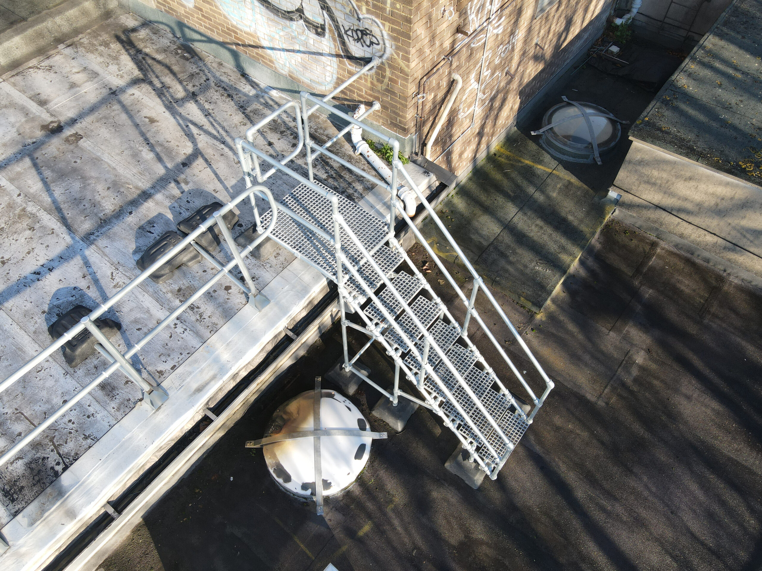 Spike Island Artspace Gallery - Roof Guardrail Project | Ezi Klamp Systems