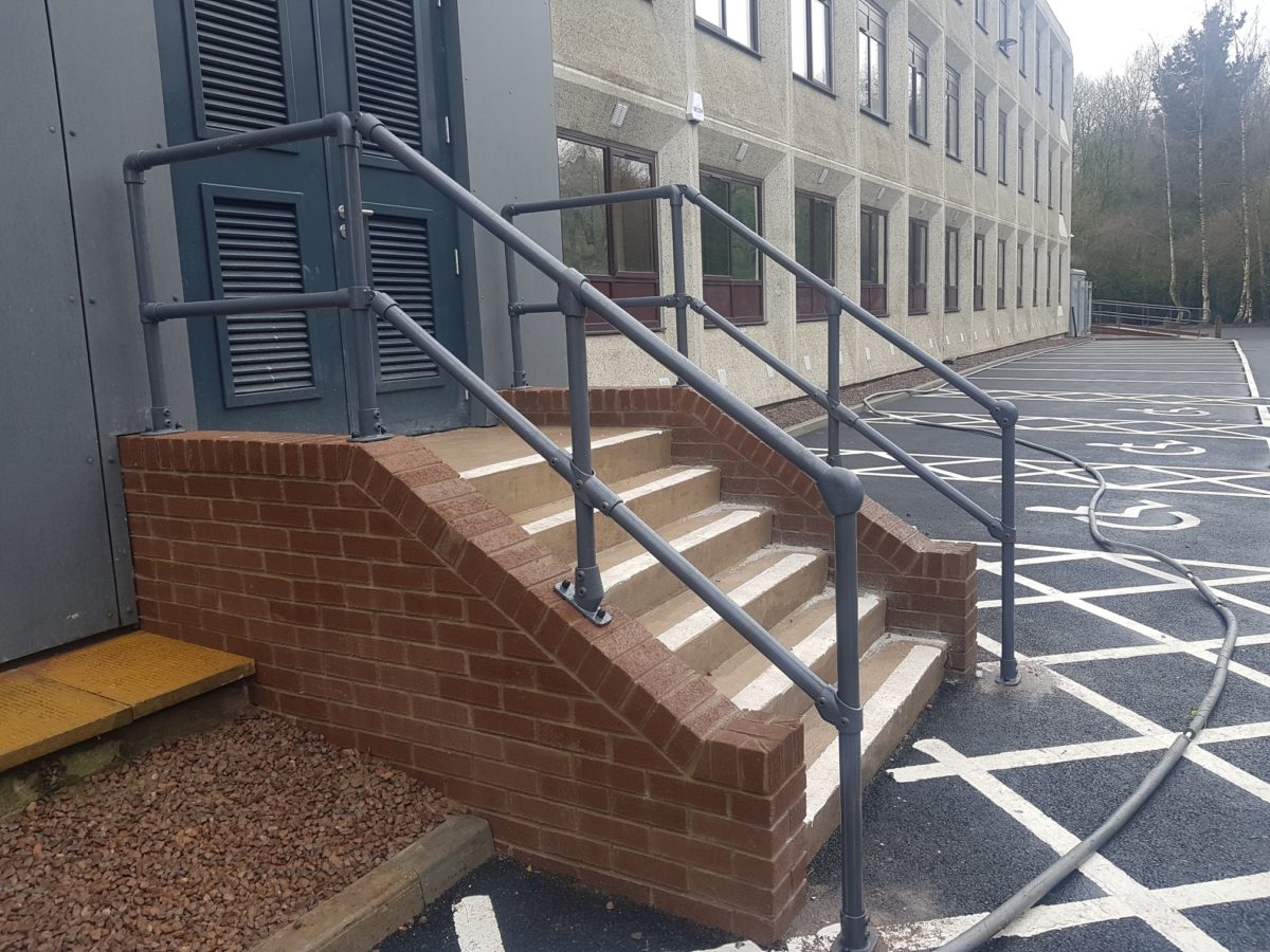 Torley Hand Rails Key Clamp Handrails v Prefabricated Handrails | Ezi Klamp Systems