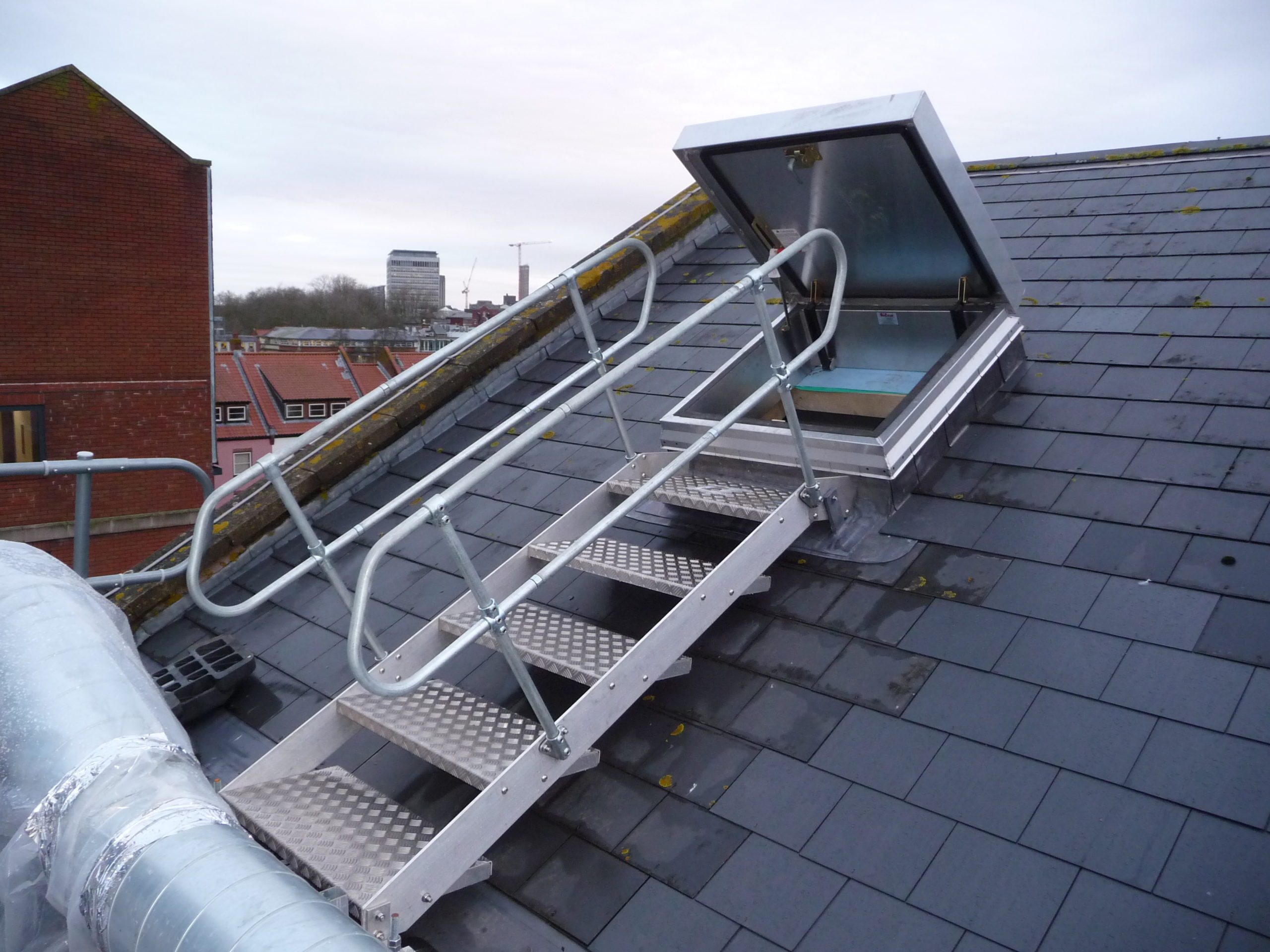 Merchants House - Roof Guardrail Project | Ezi Klamp Systems
