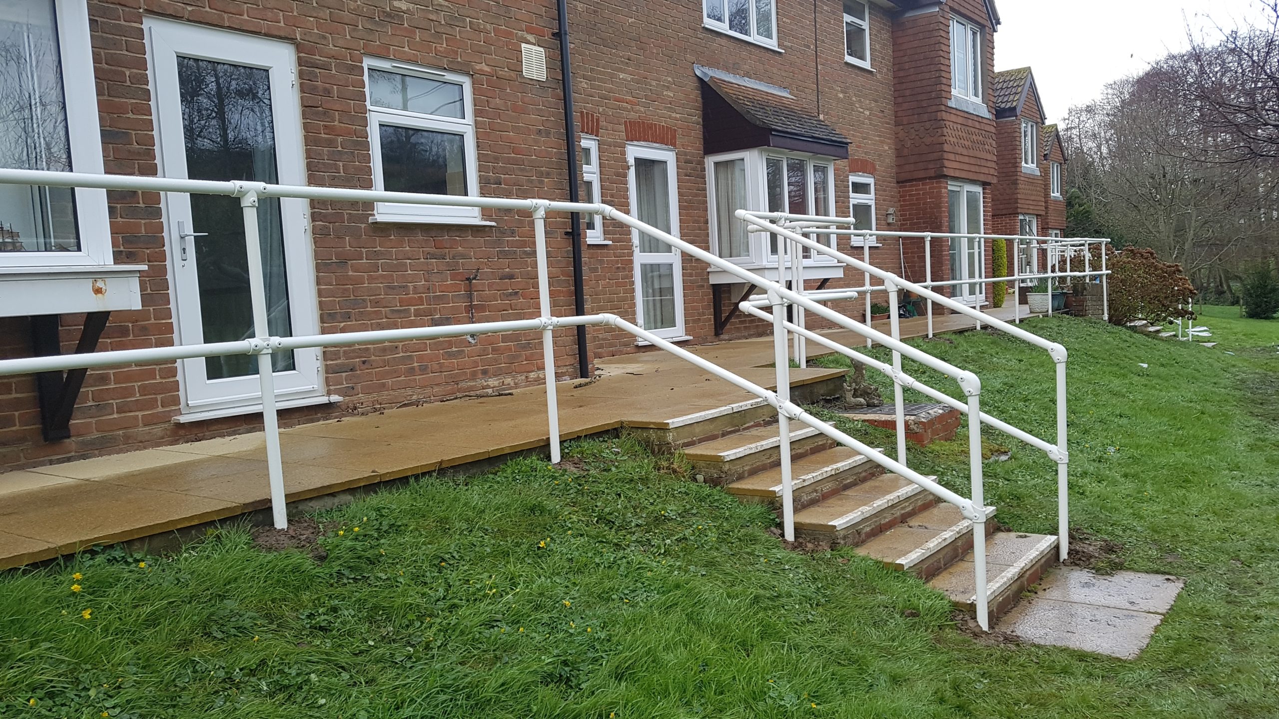 Meadow Court Retirement Housing - Key Clamp Handrail Project | Ezi Klamp Systems
